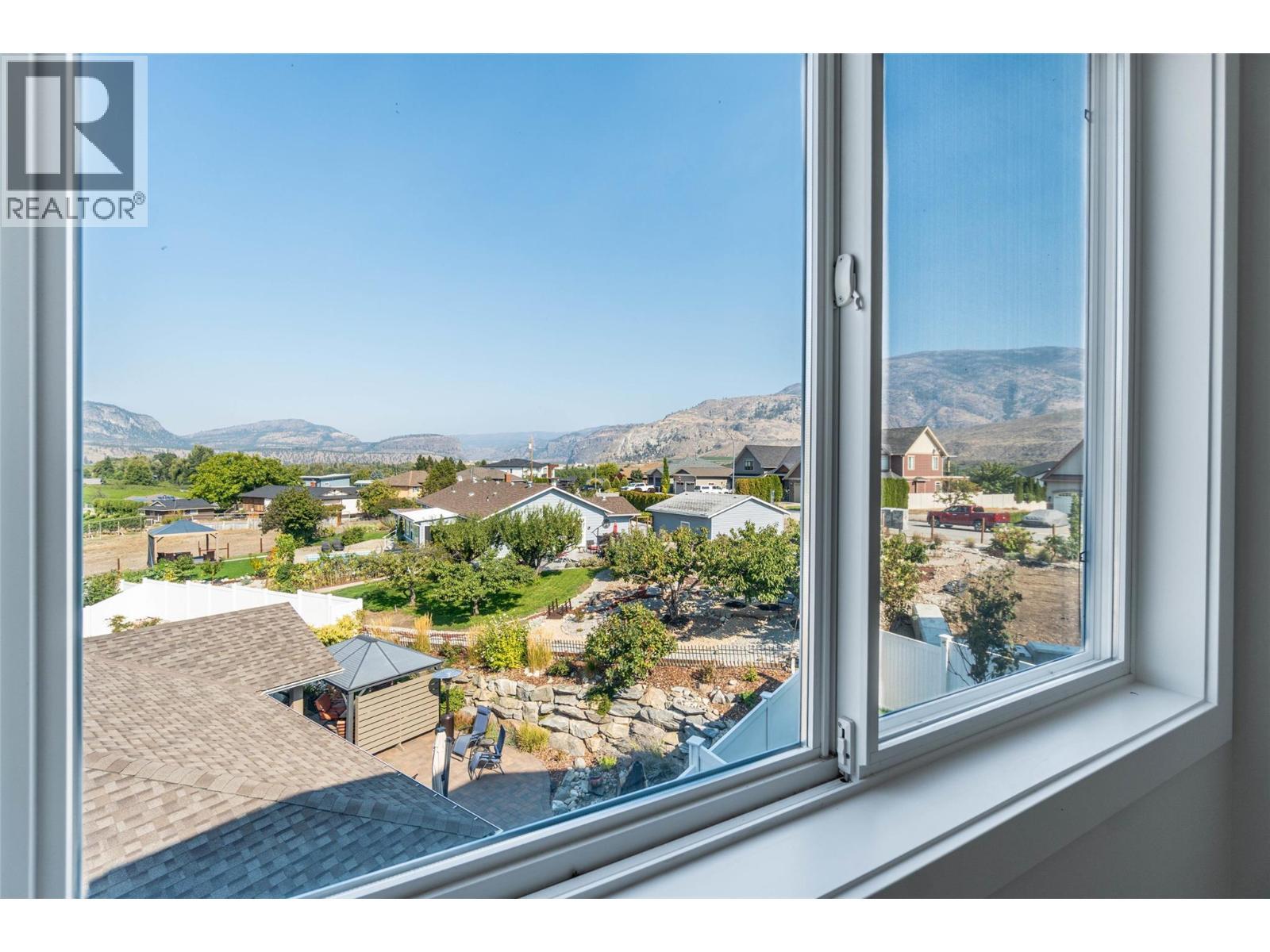 384 Chardonnay Avenue, Oliver, BC - Indoor Photo Showing Other Room