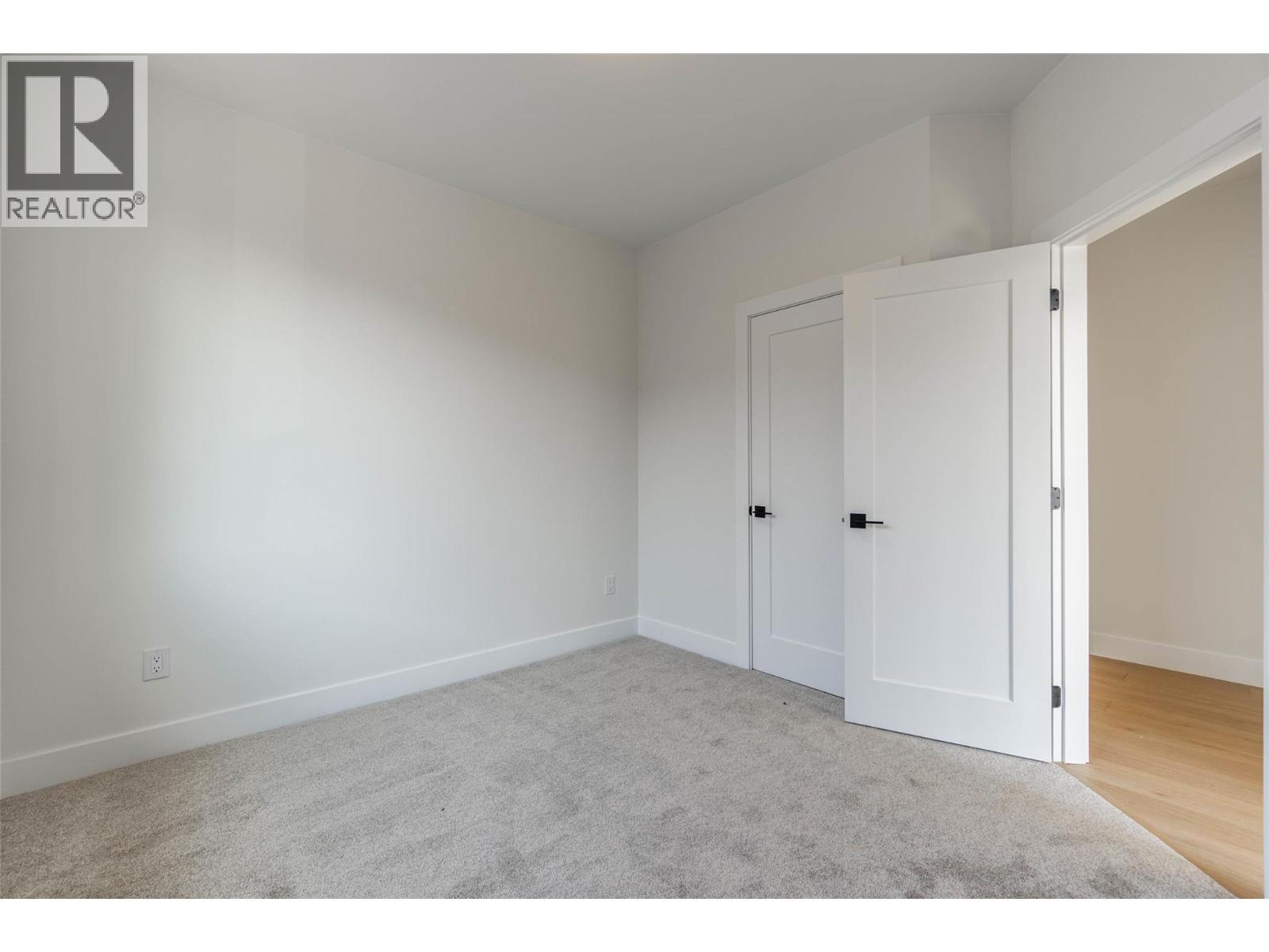 384 Chardonnay Avenue, Oliver, BC - Indoor Photo Showing Other Room