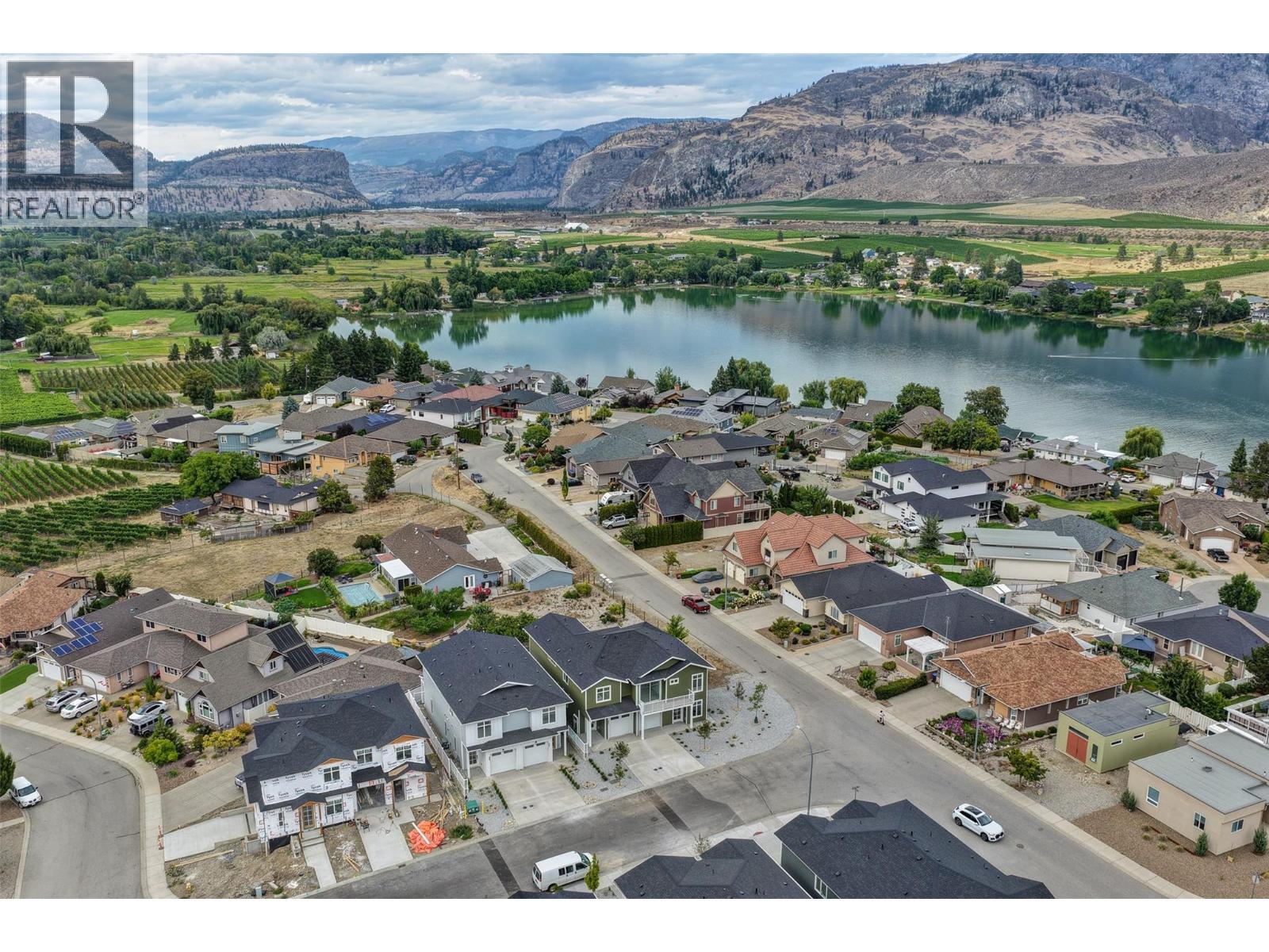 384 Chardonnay Avenue, Oliver, BC - Outdoor With Body Of Water With View