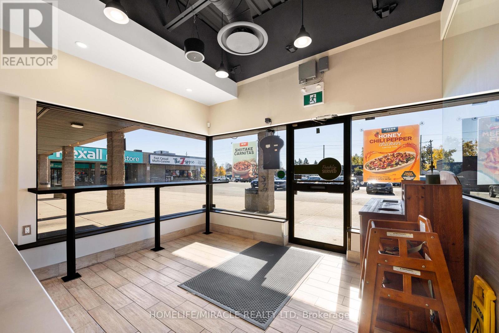 6 - 353 Duckworth Street, Barrie, ON