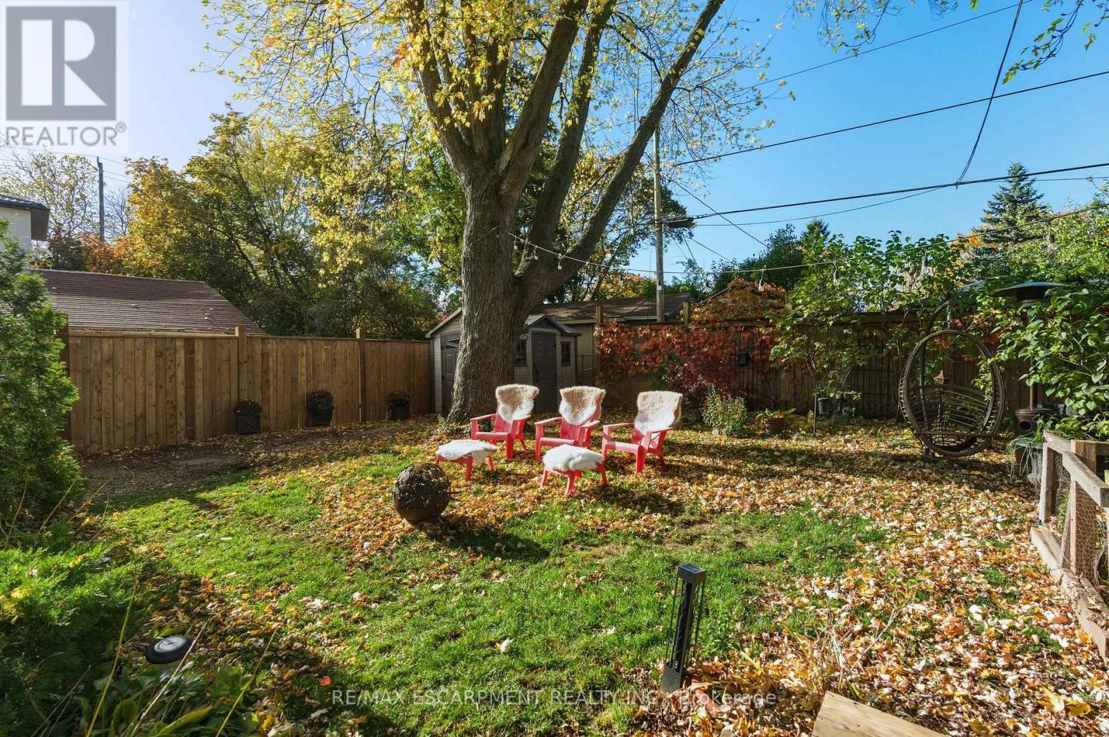 5373 Spruce Avenue, Burlington, ON - Outdoor