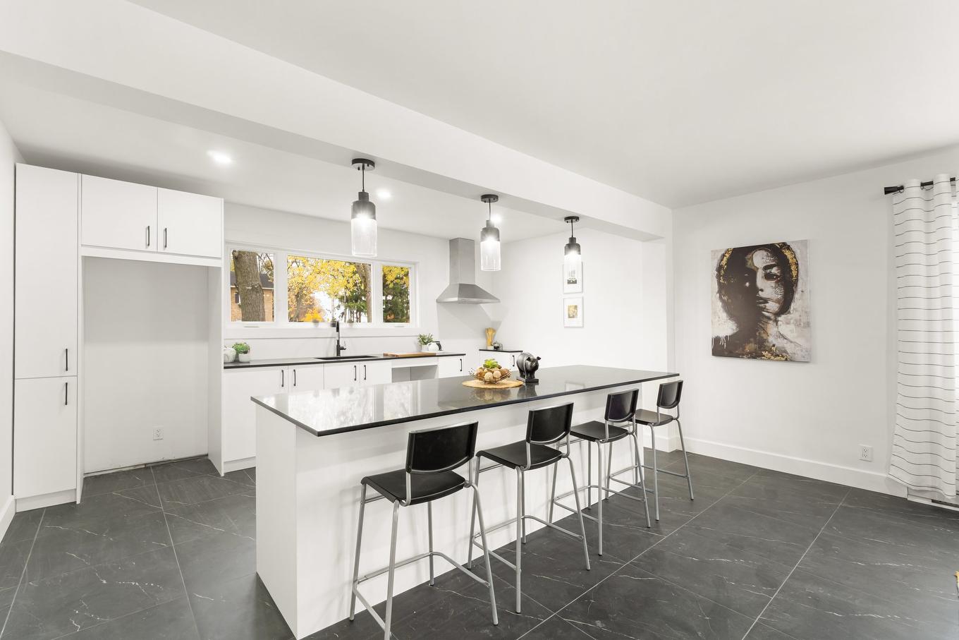 Cuisine - 2825 Boul. Du Carmel, Trois-Rivières, QC - Indoor