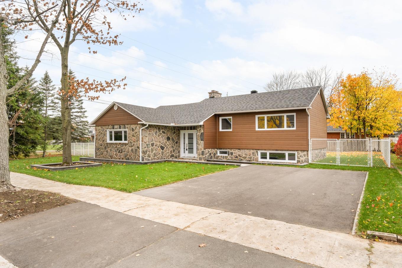 Façade - 2825 Boul. Du Carmel, Trois-Rivières, QC - Outdoor