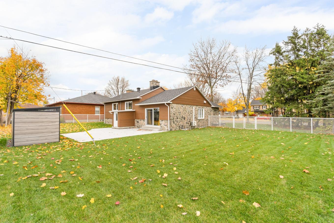 Cour - 2825 Boul. Du Carmel, Trois-Rivières, QC - Outdoor