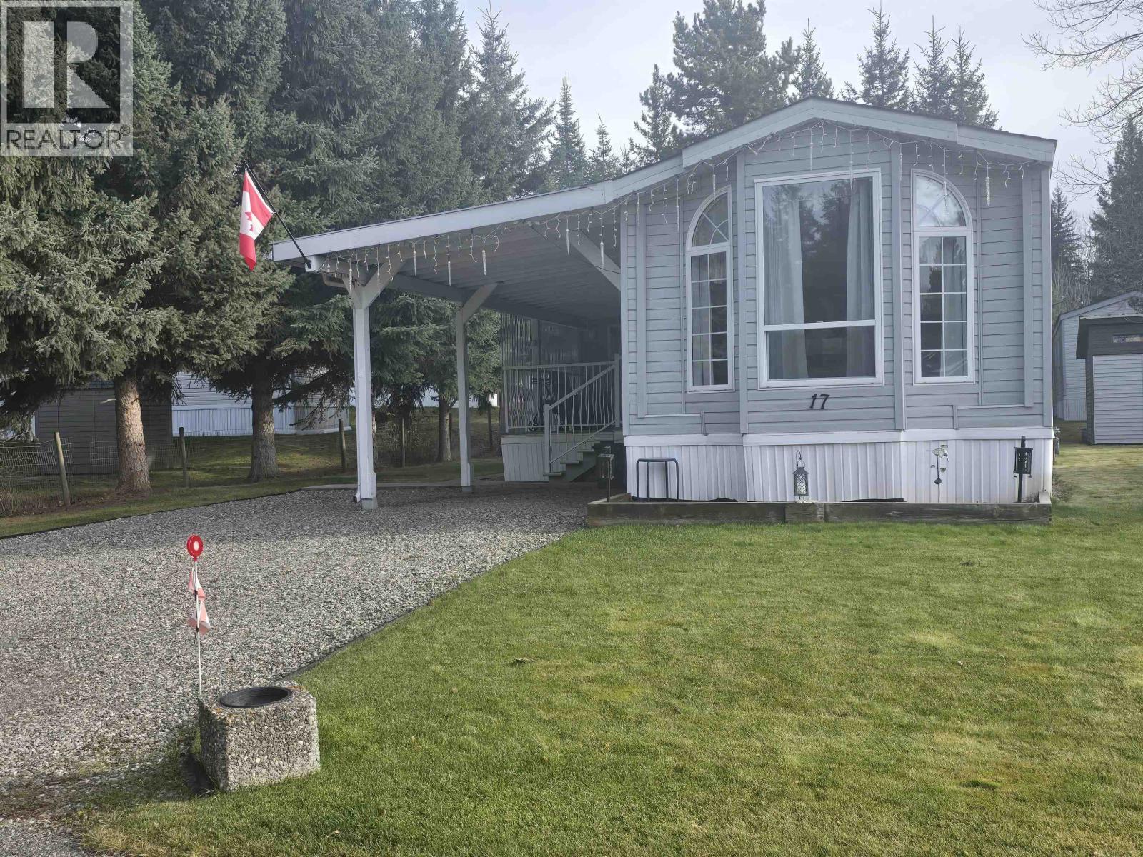 17 2650 Richardson Road, Quesnel, BC - Outdoor