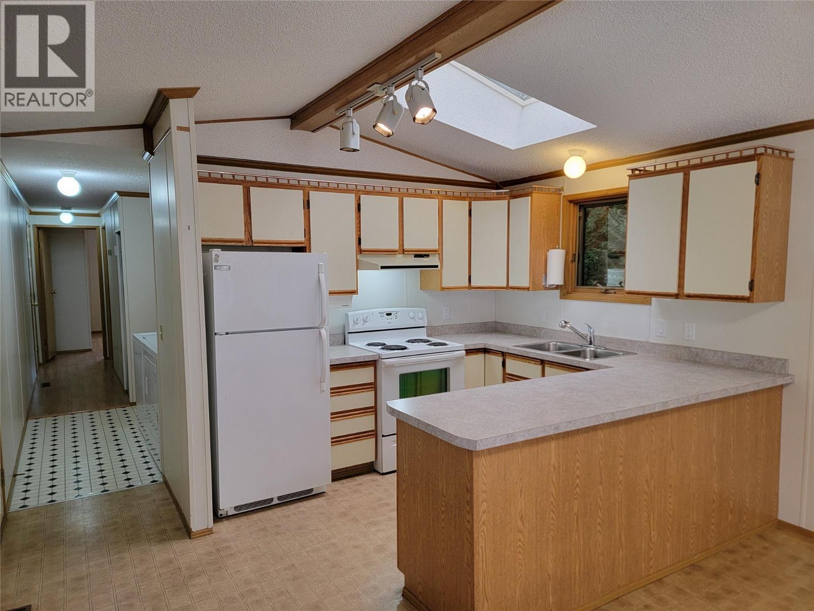 914 Blakeborough Avenue Unit# 110, Keremeos, BC