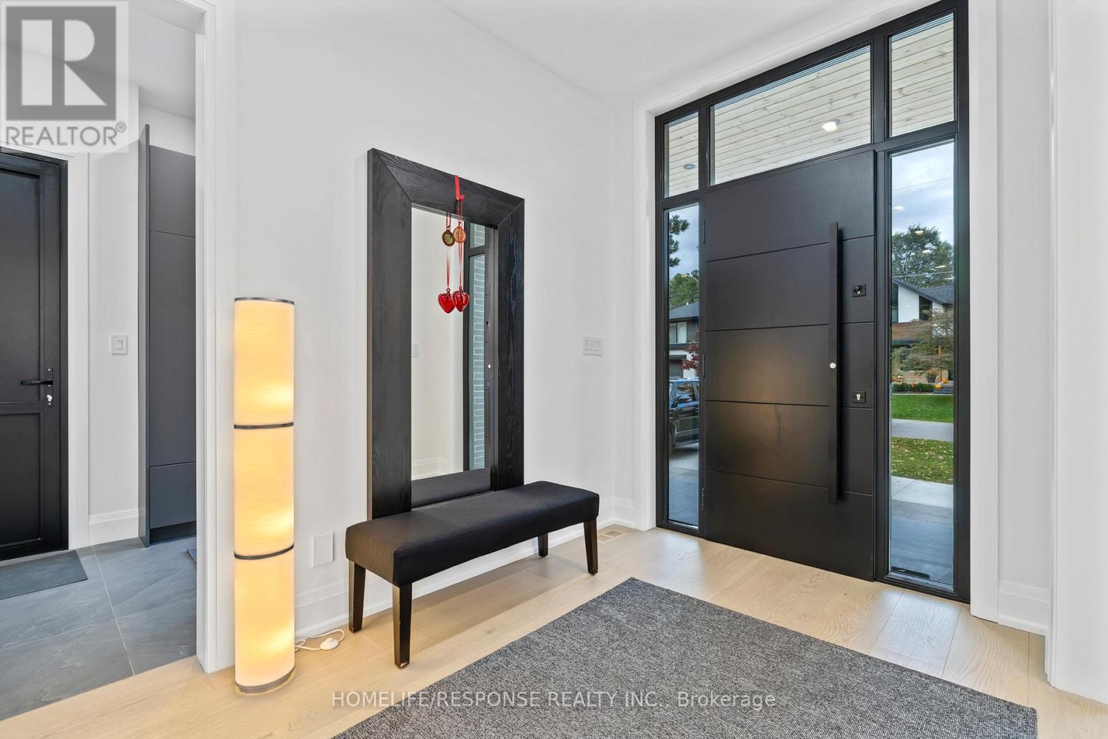 2110 Courtland Crescent, Mississauga, ON - Indoor Photo Showing Other Room