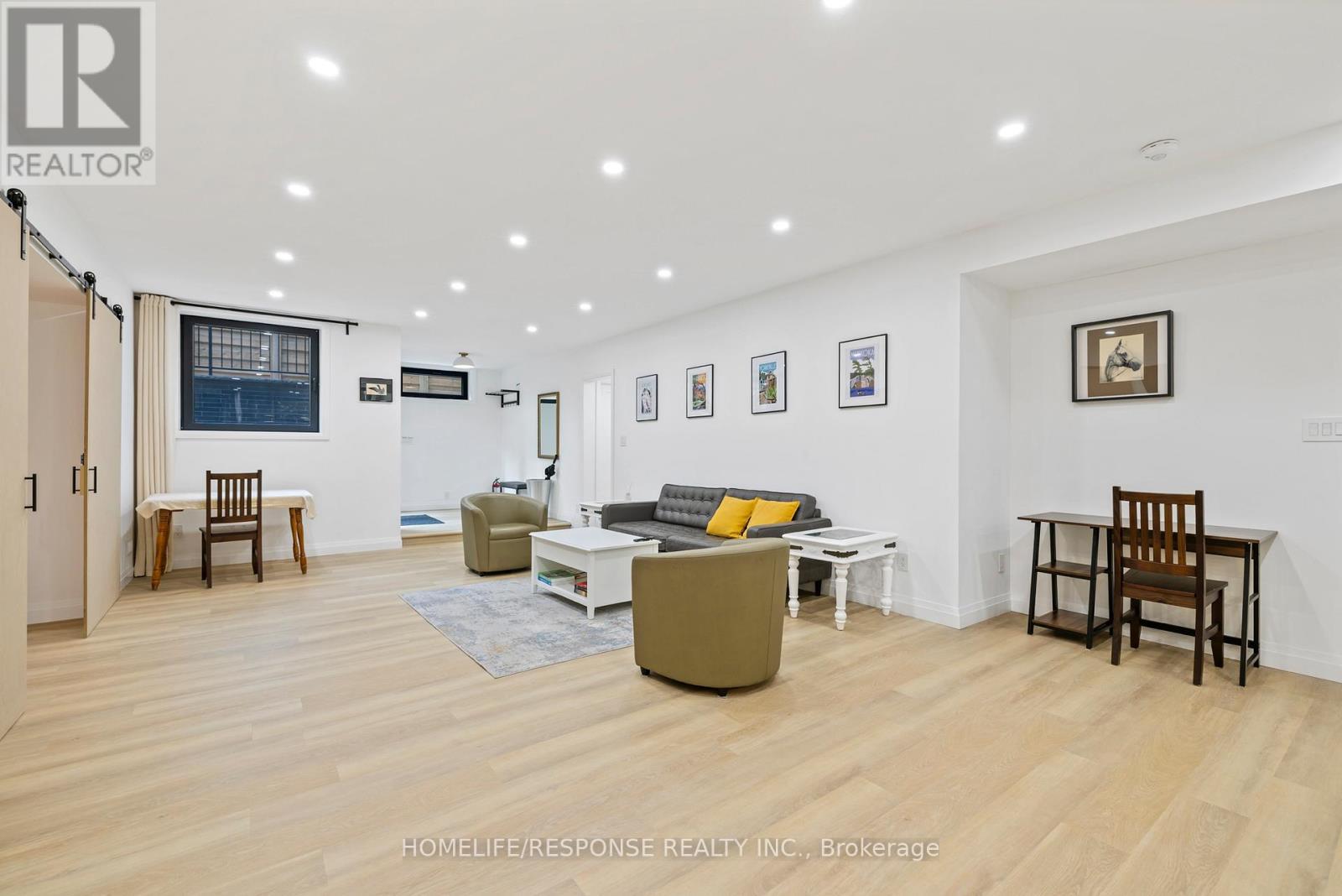 2110 Courtland Crescent, Mississauga, ON - Indoor Photo Showing Other Room