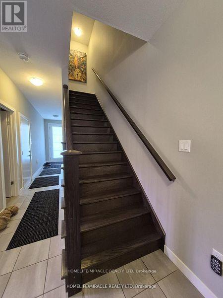 886 Robert Ferrie Drive, Kitchener, ON - Indoor Photo Showing Other Room