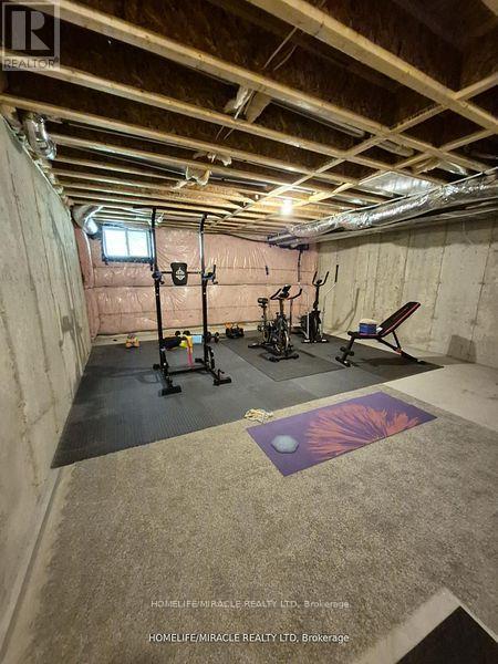 886 Robert Ferrie Drive, Kitchener, ON - Indoor Photo Showing Basement
