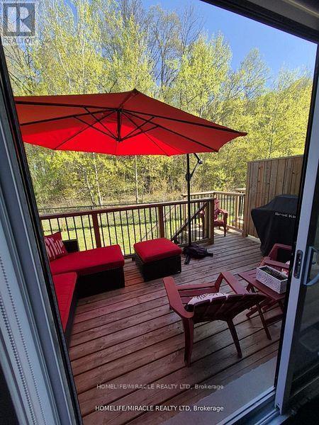 886 Robert Ferrie Drive, Kitchener, ON - Outdoor With Deck Patio Veranda With Exterior