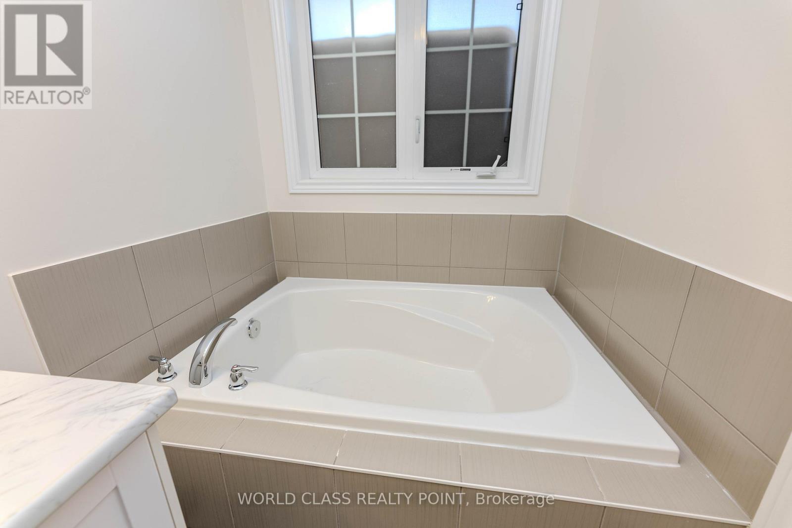 255 Barons Street, Vaughan, ON