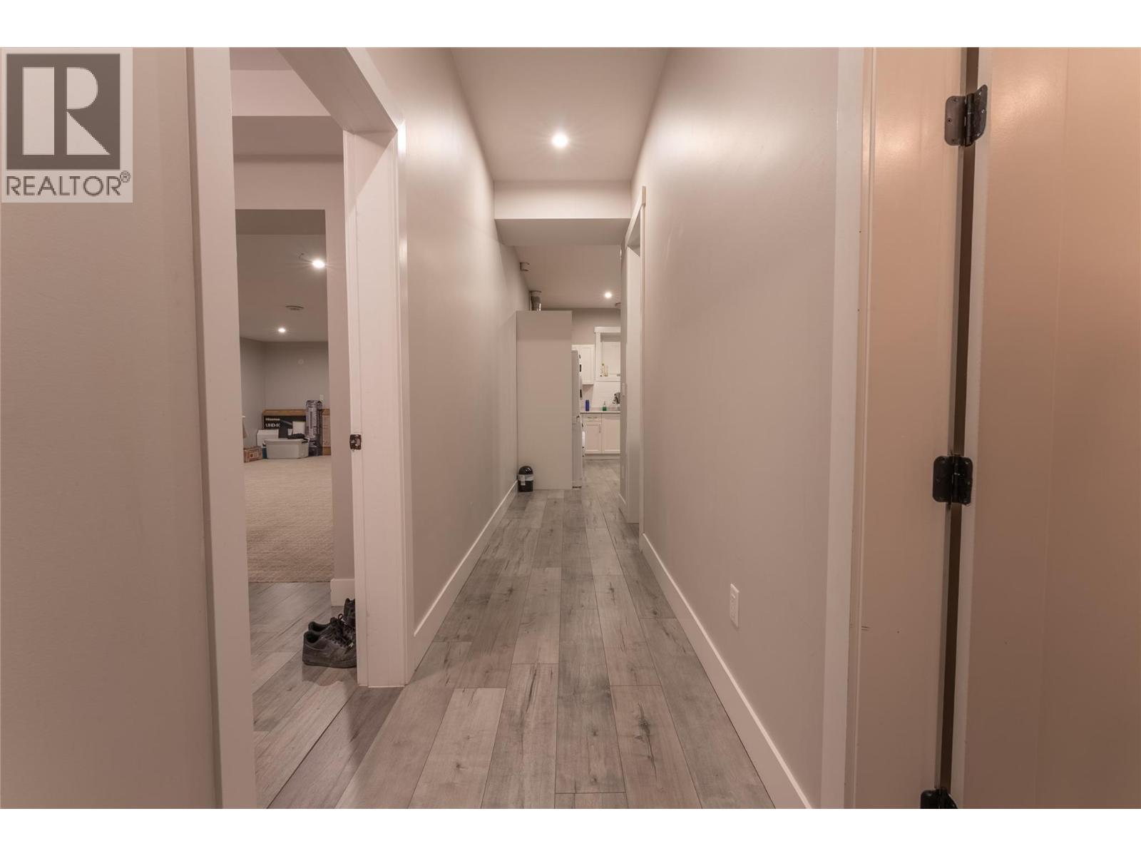 Basement Suite 2 - 1410 Mine Hill Lane, Kelowna, BC - Indoor Photo Showing Other Room