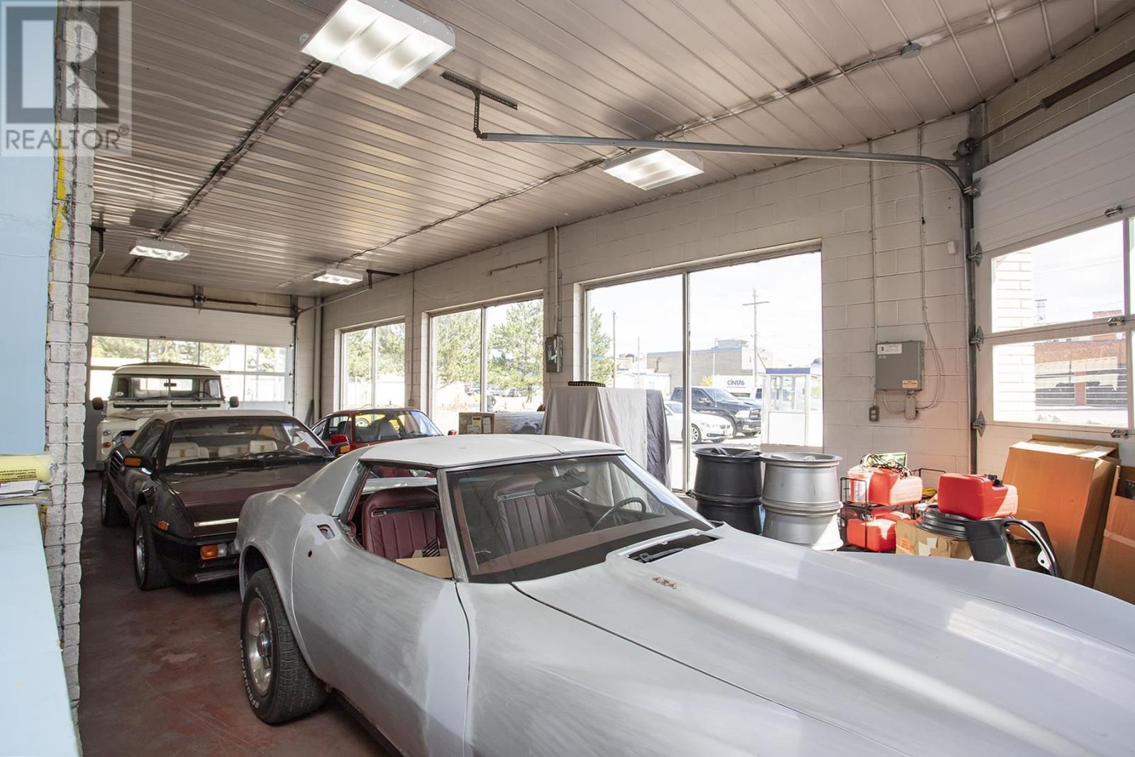 32 Bay St, Sault Ste. Marie, ON