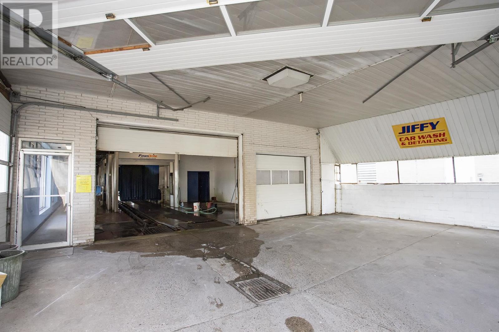 32 Bay St, Sault Ste. Marie, ON