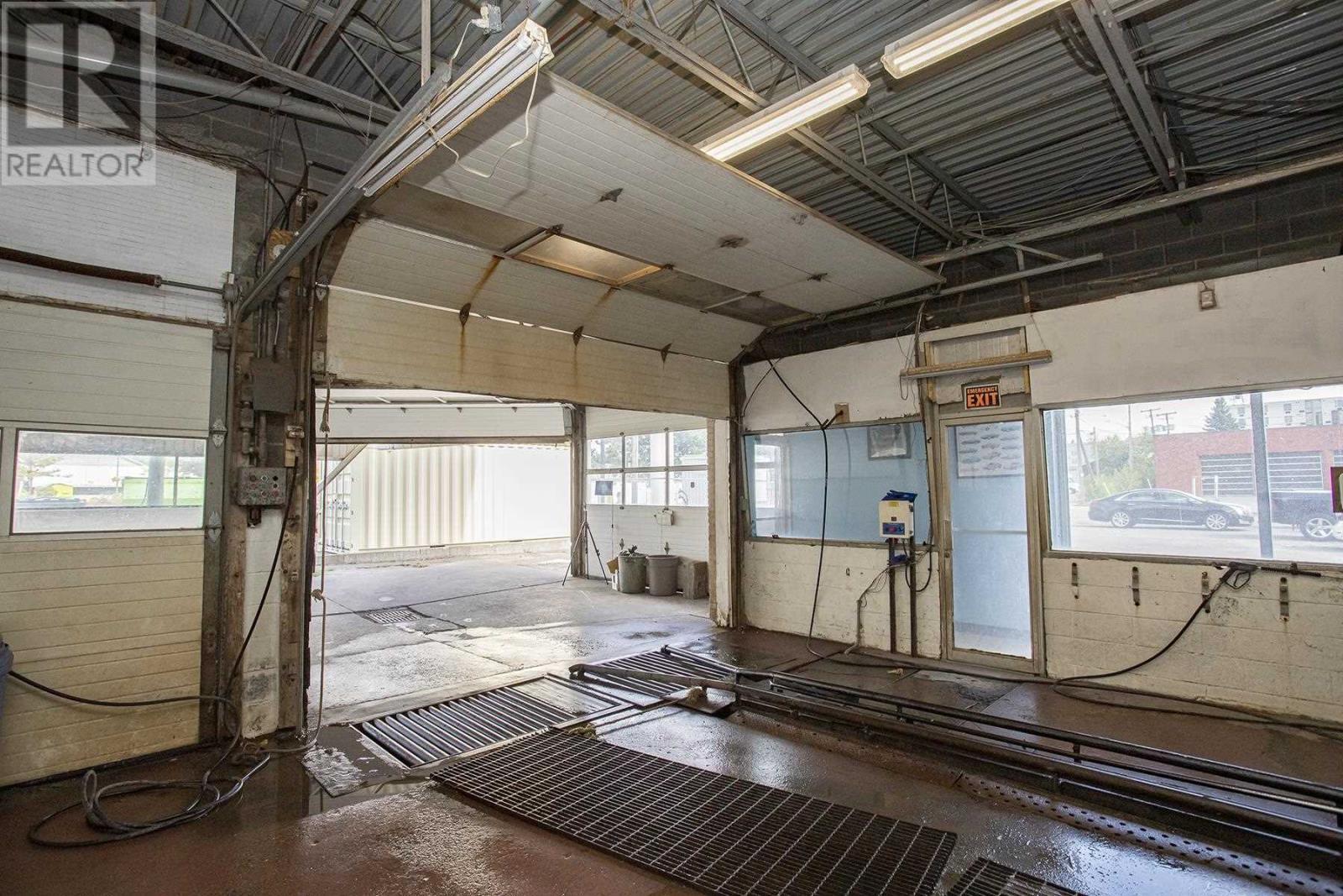 32 Bay St, Sault Ste. Marie, ON