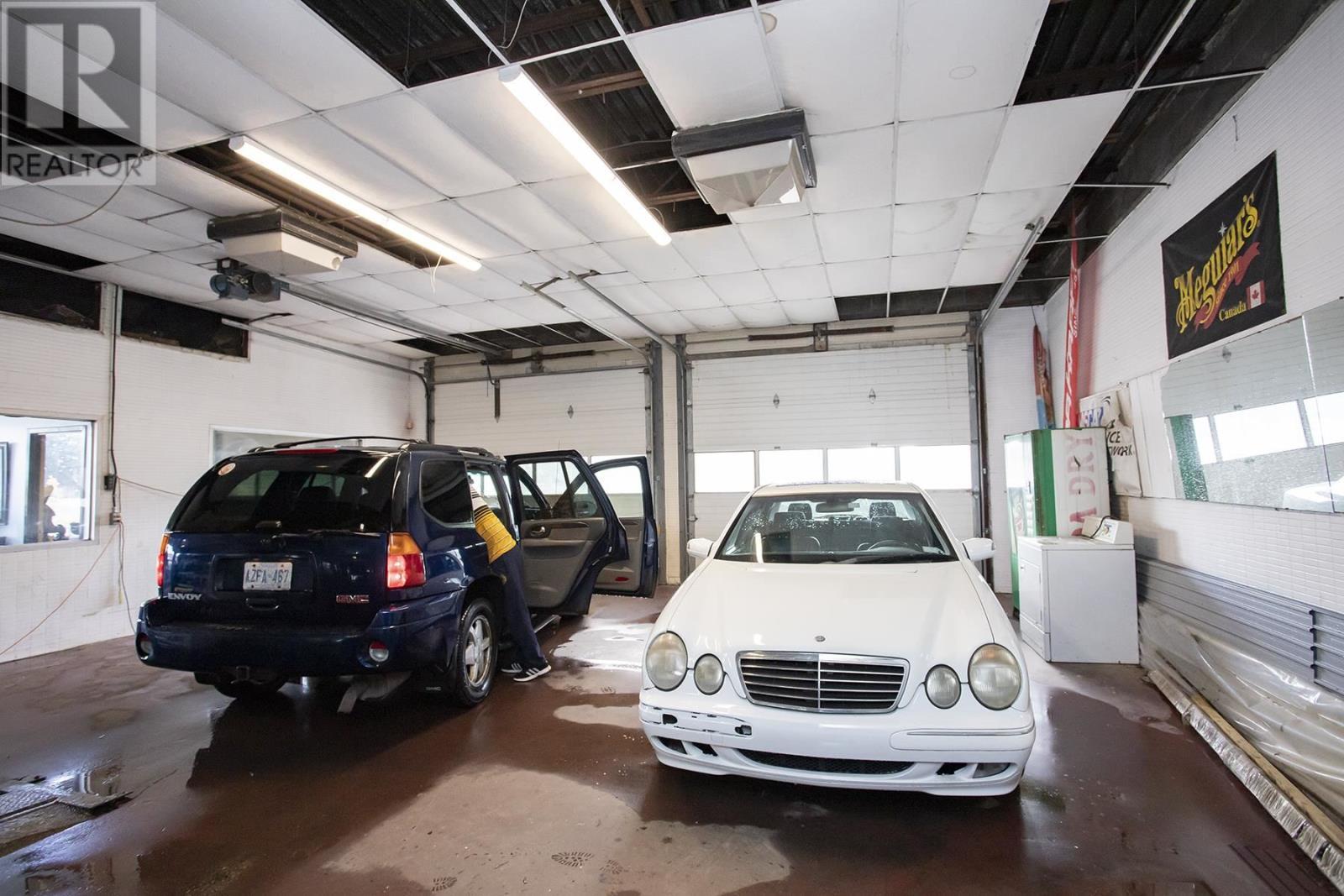 32 Bay St, Sault Ste. Marie, ON