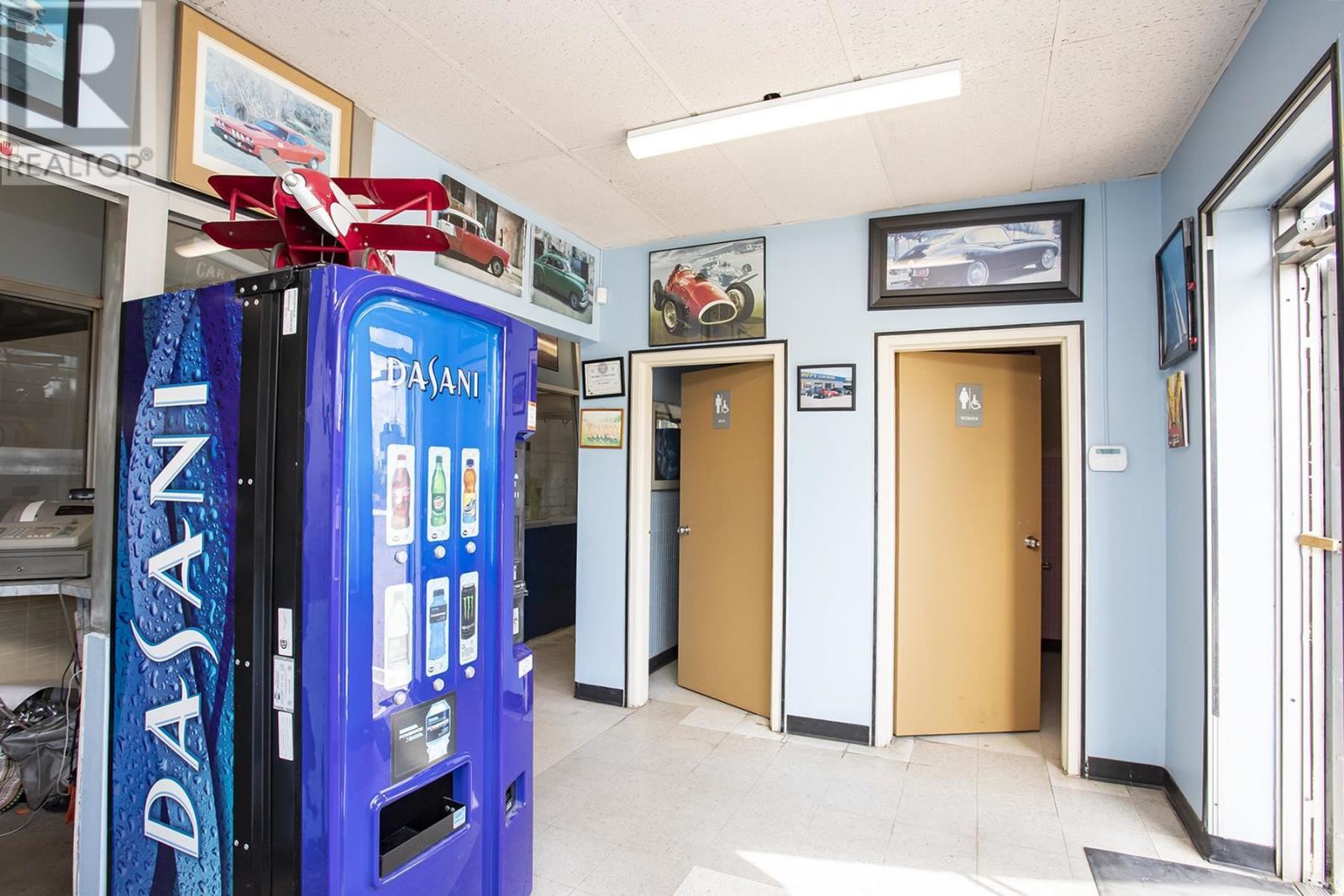 32 Bay St, Sault Ste. Marie, ON