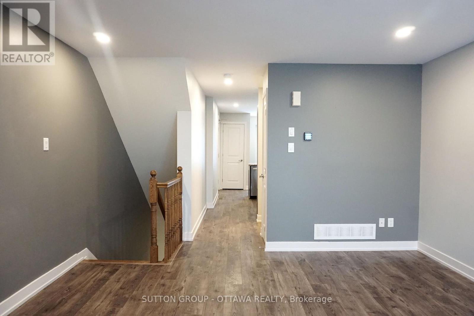 A - 4522 Innes Road, Ottawa, ON - Indoor Photo Showing Other Room