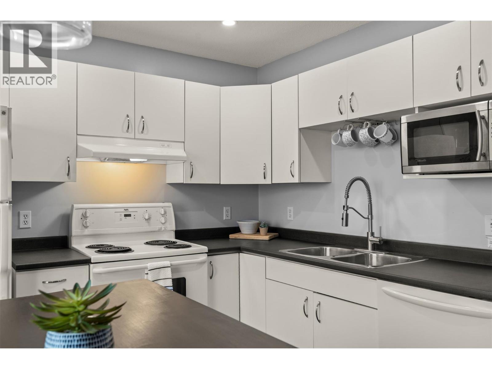 9807A Silver Star Road Lot# 1, Silver Star, BC - Indoor Photo Showing Kitchen With Double Sink