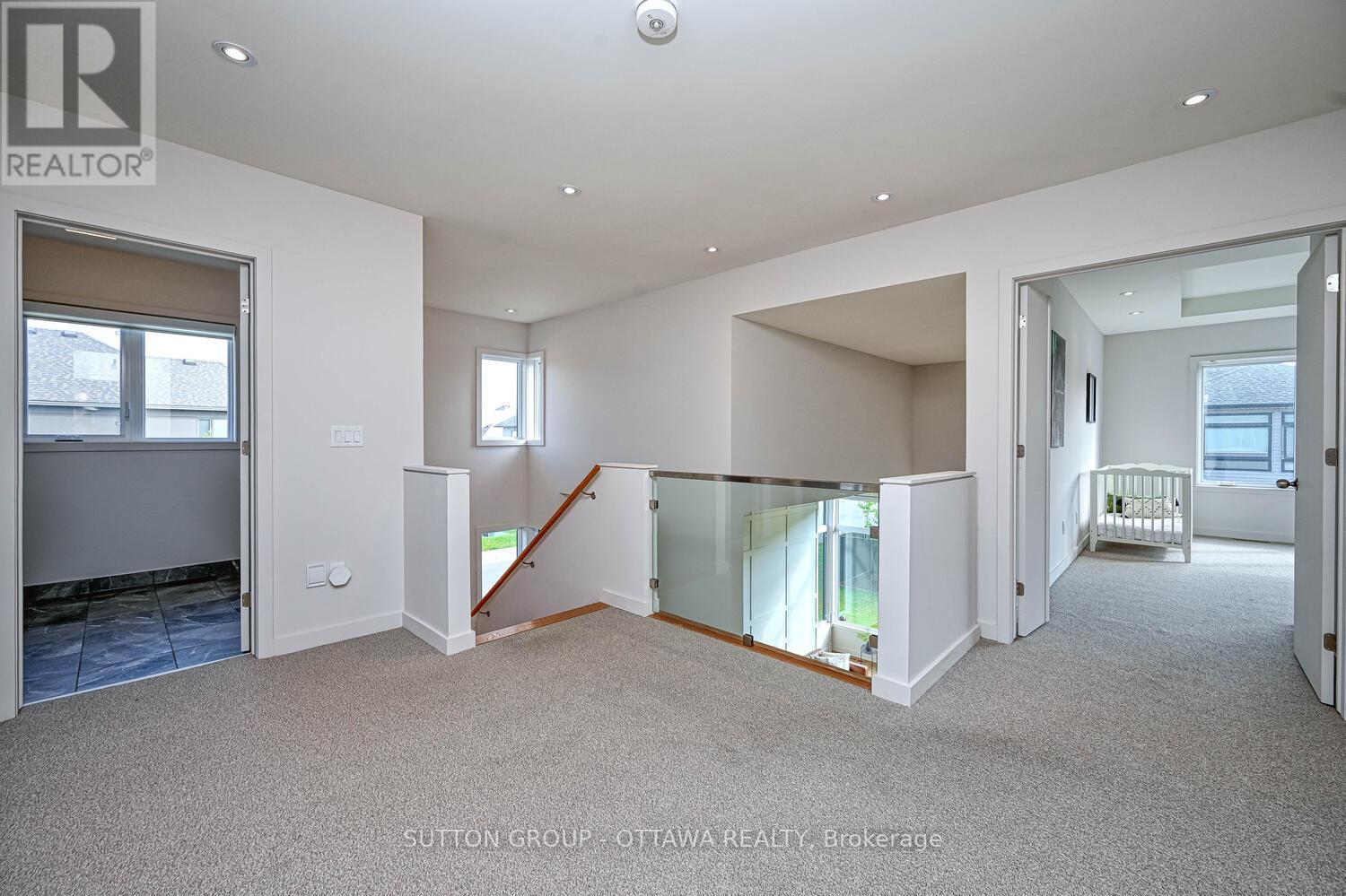 732 Wooler Place, Ottawa, ON - Indoor Photo Showing Other Room