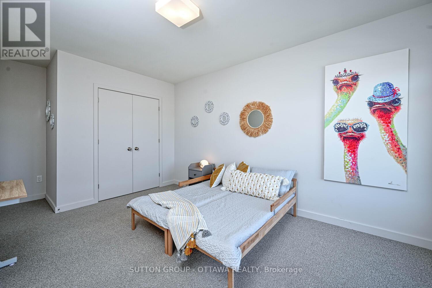 732 Wooler Place, Ottawa, ON - Indoor Photo Showing Bedroom