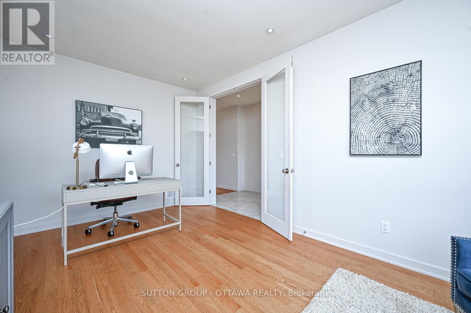 732 Wooler Place, Ottawa, ON - Indoor