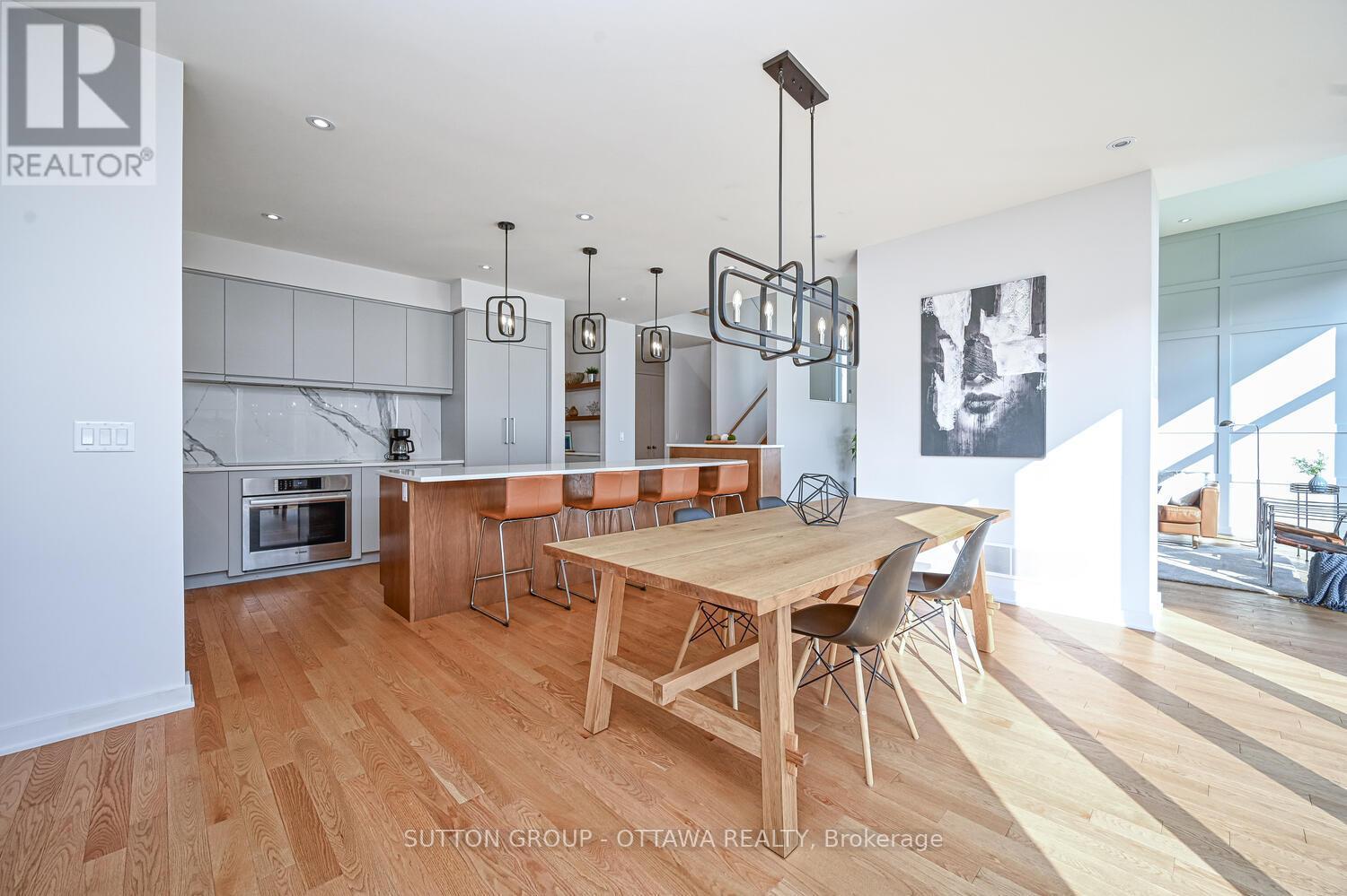 732 Wooler Place, Ottawa, ON - Indoor