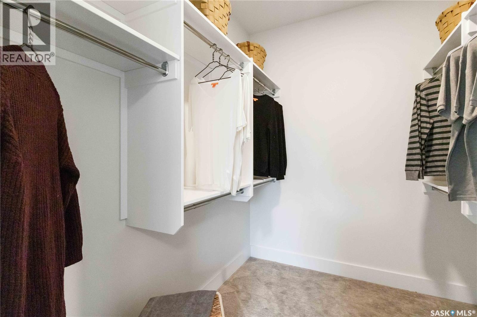 30 105 Hathway Crescent, Saskatoon, SK - Indoor With Storage