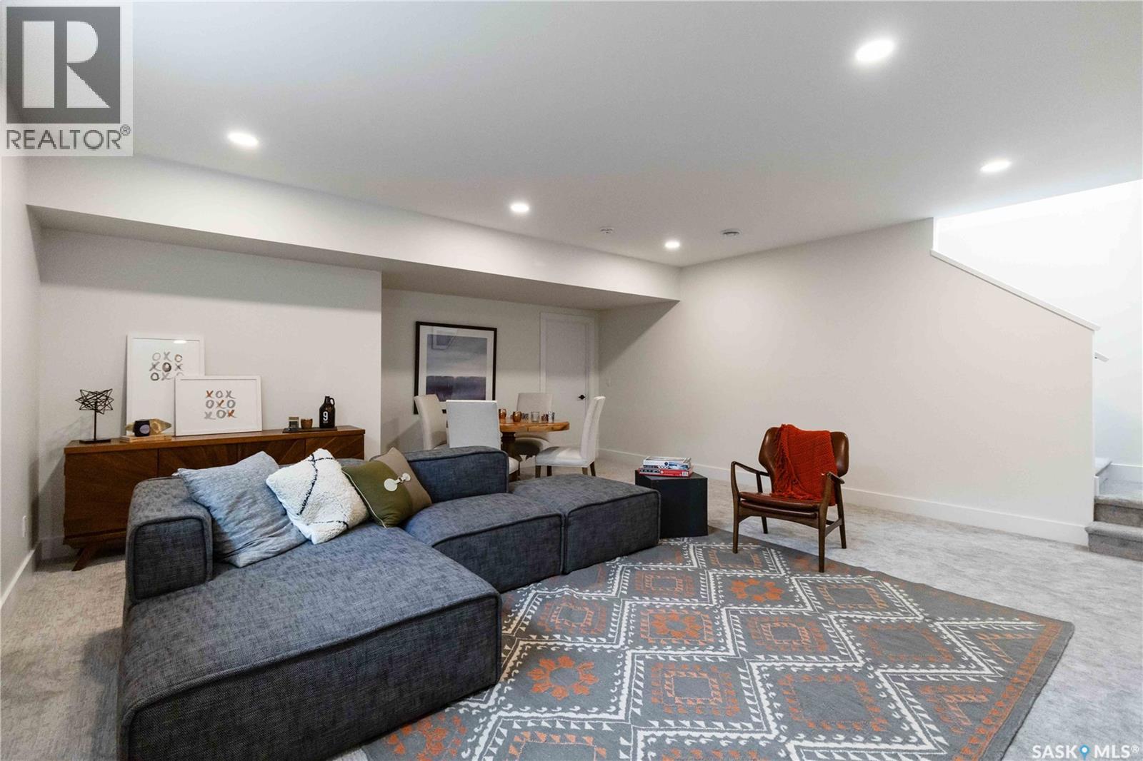 30 105 Hathway Crescent, Saskatoon, SK - Indoor