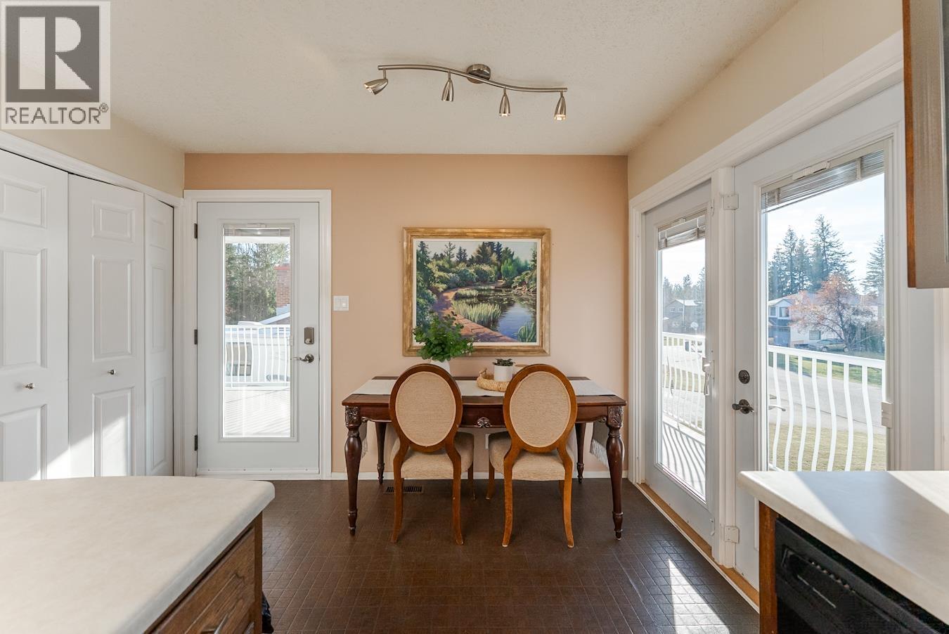 2650 Ridgeview Drive, Prince George, BC - Indoor Photo Showing Dining Room