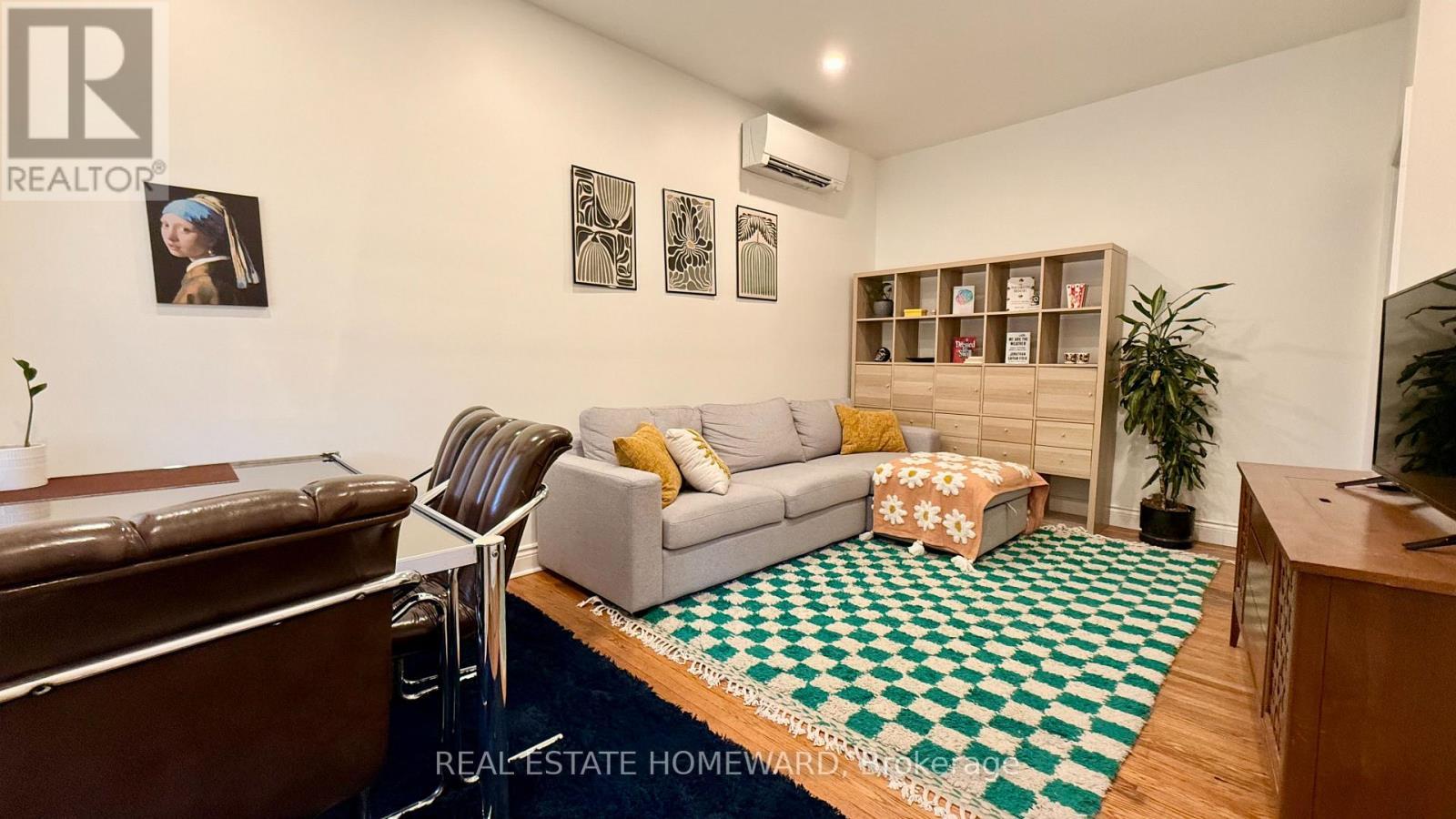 266 Symington Avenue, Toronto, ON - Indoor