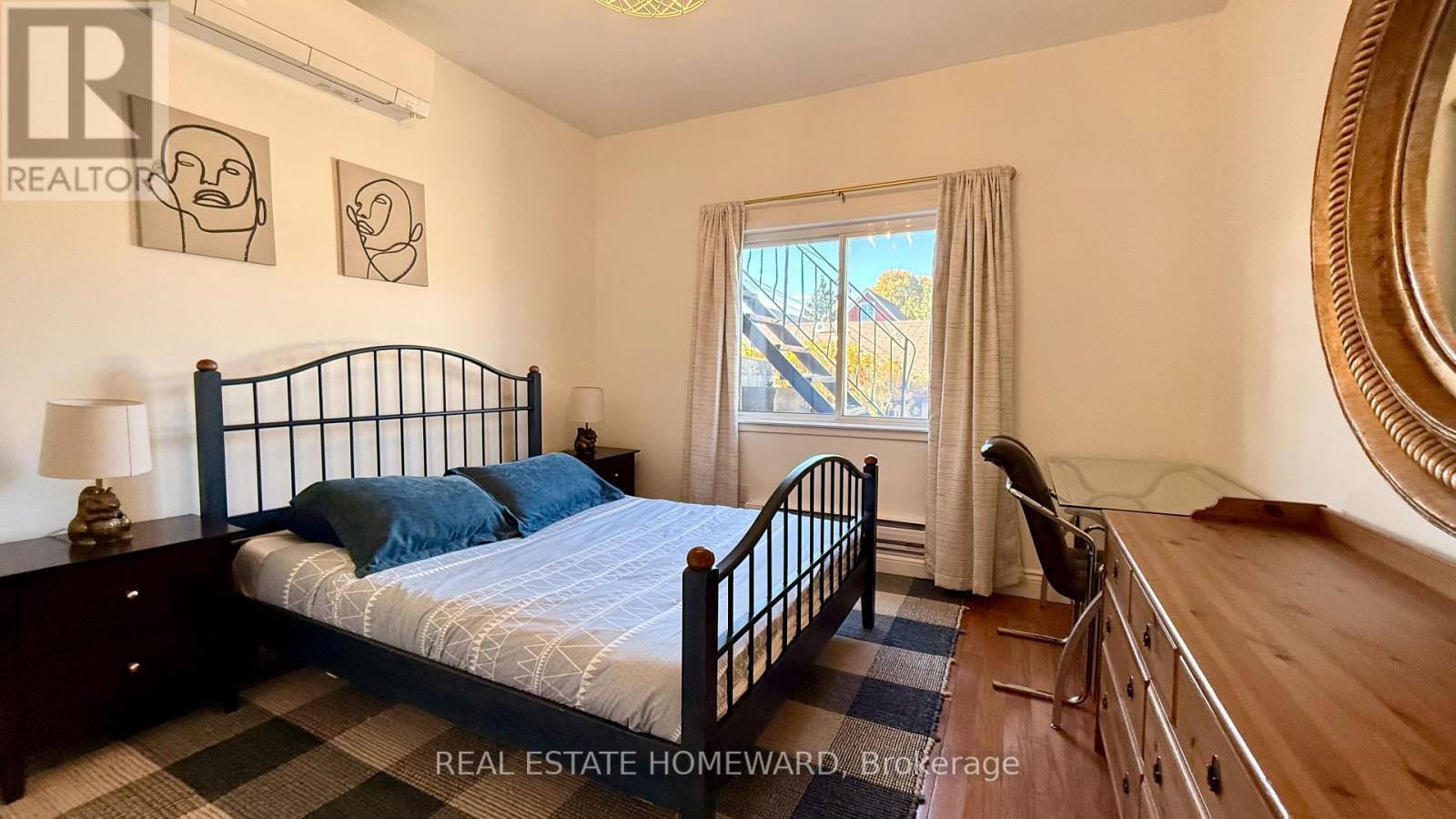 266 Symington Avenue, Toronto, ON - Indoor Photo Showing Bedroom