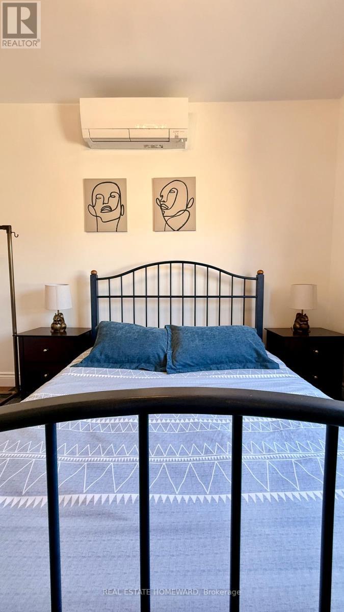 266 Symington Avenue, Toronto, ON - Indoor Photo Showing Bedroom