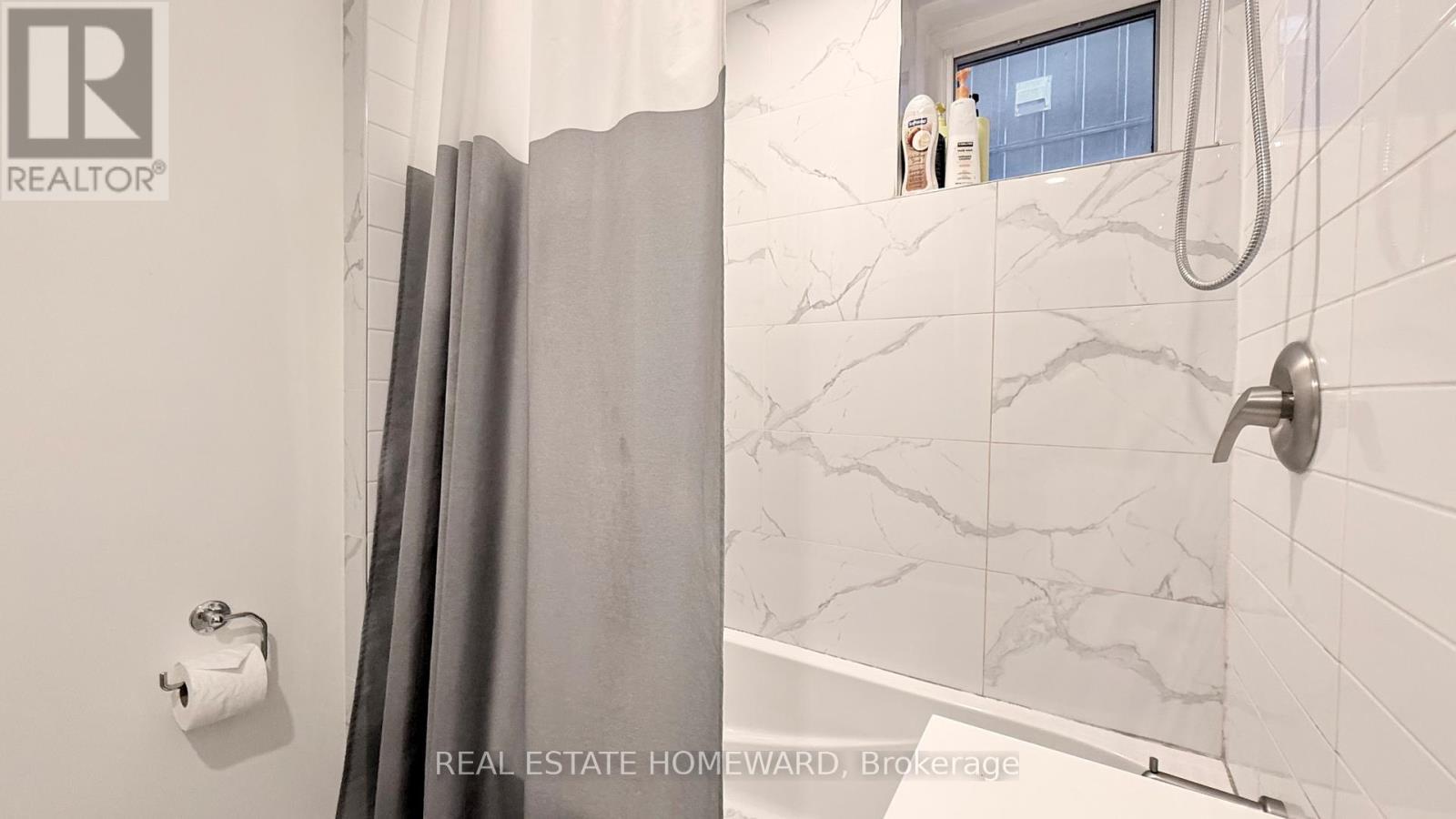 266 Symington Avenue, Toronto, ON - Photo Showing Bathroom