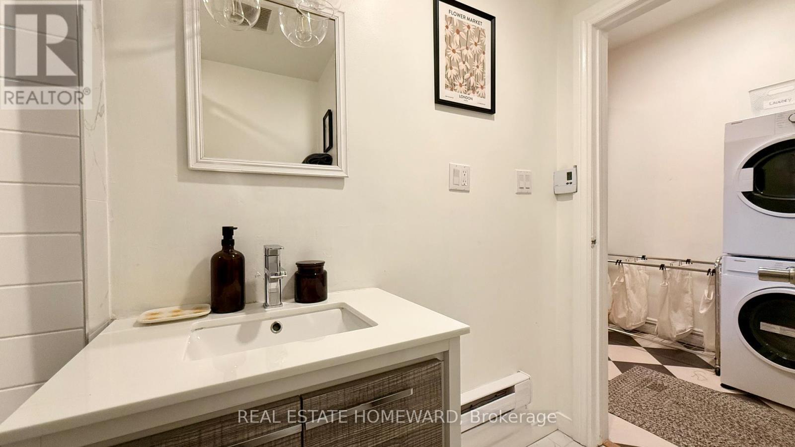 266 Symington Avenue, Toronto, ON - Indoor Photo Showing Laundry Room