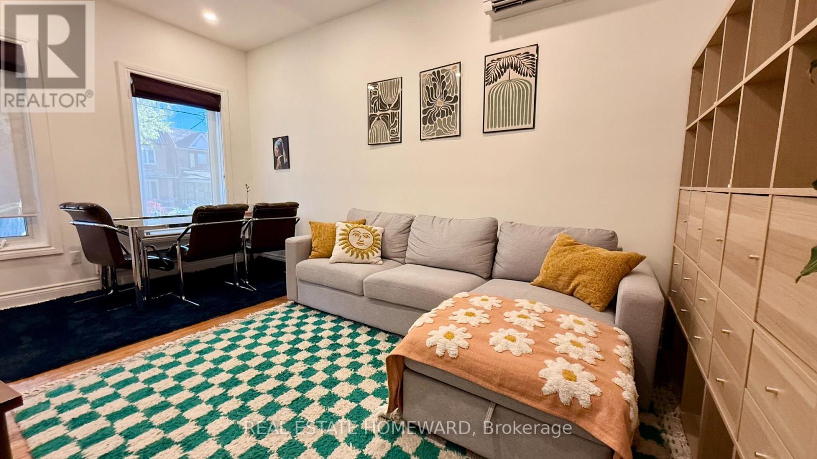 266 Symington Avenue, Toronto, ON - Indoor Photo Showing Living Room