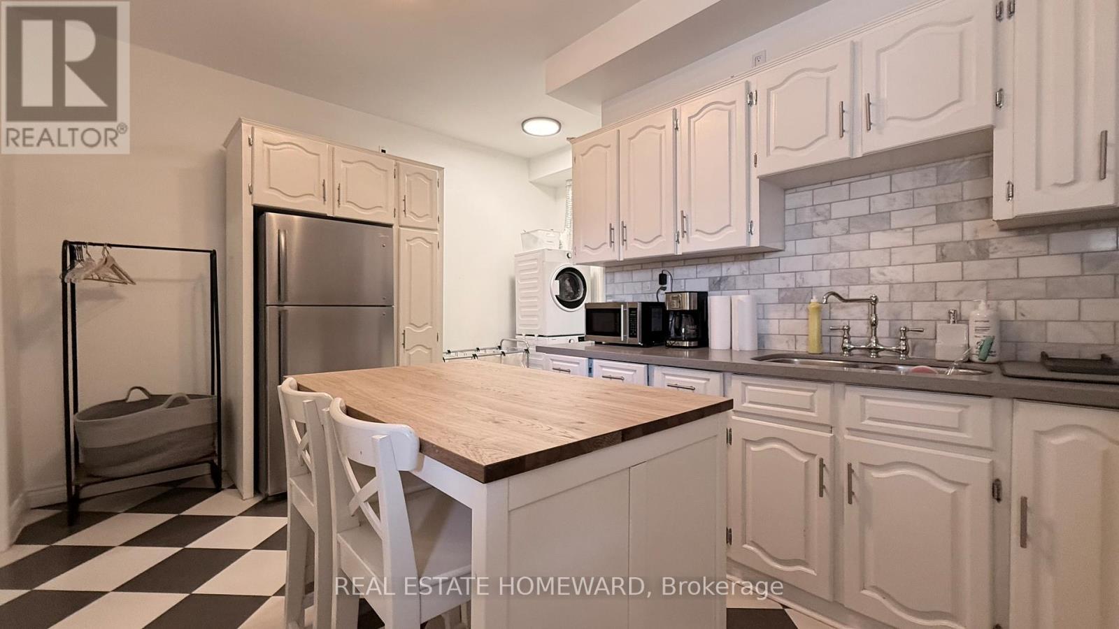 266 Symington Avenue, Toronto, ON - Indoor Photo Showing Kitchen With Double Sink