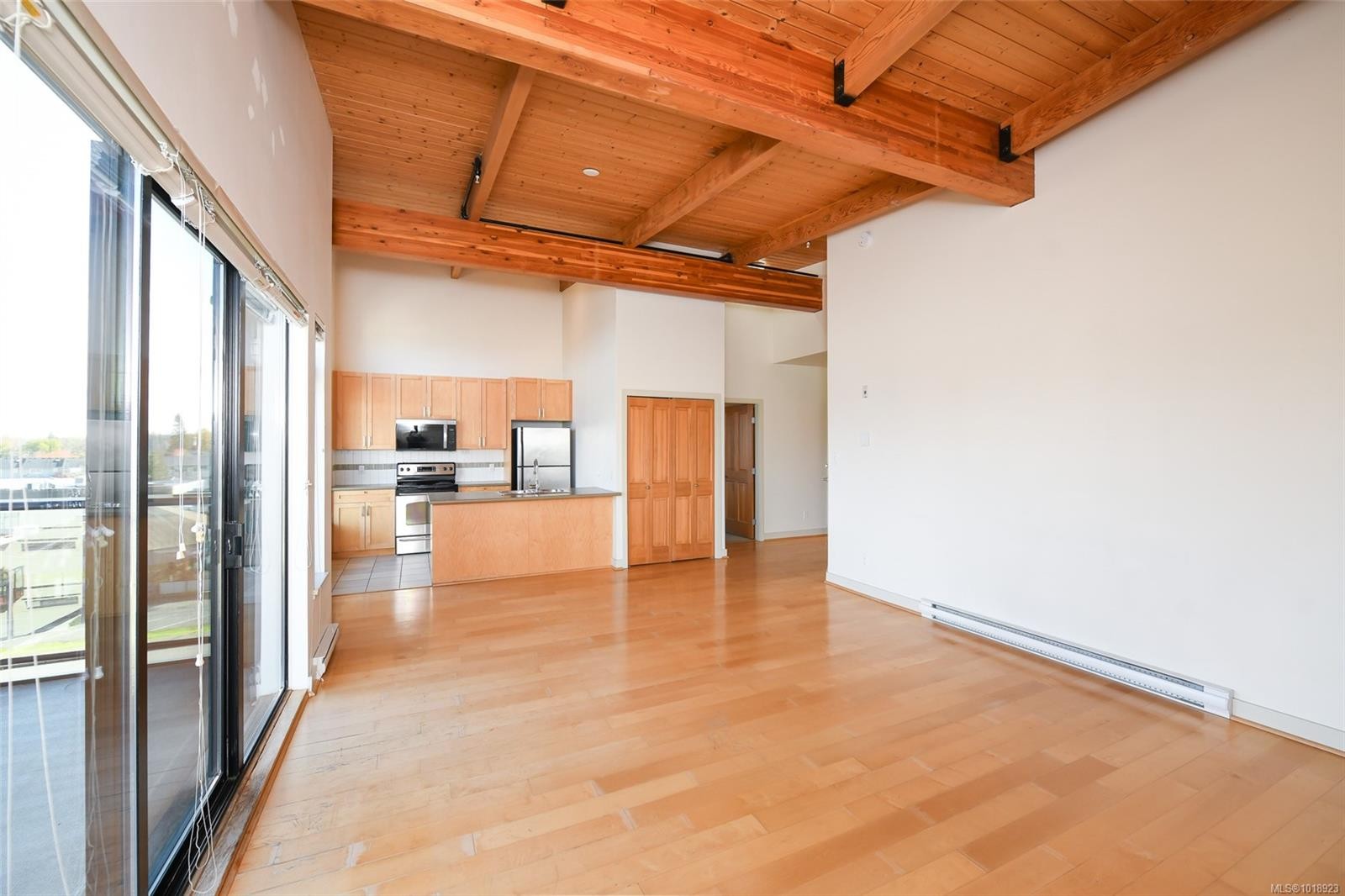 146-2300 Mansfield Dr, Courtenay, BC - Indoor Photo Showing Kitchen