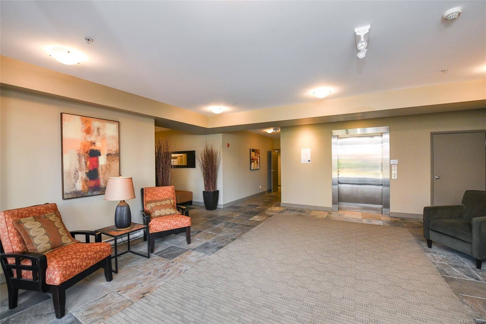 146-2300 Mansfield Dr, Courtenay, BC - Indoor