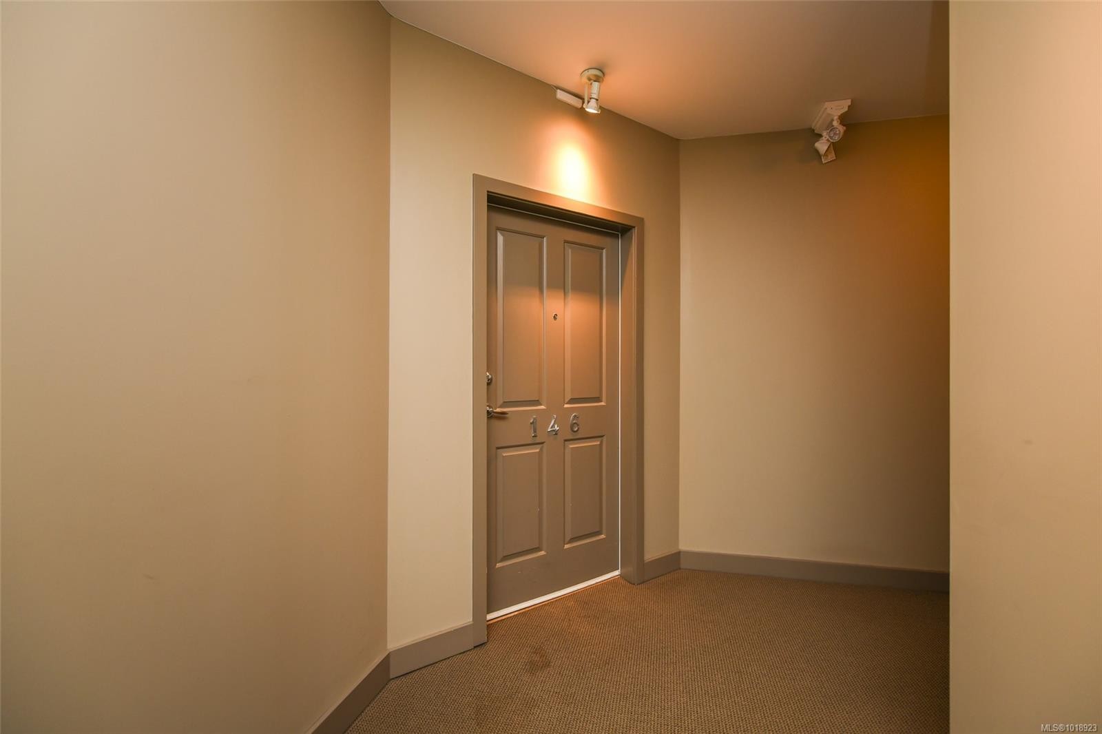 146-2300 Mansfield Dr, Courtenay, BC - Indoor Photo Showing Other Room