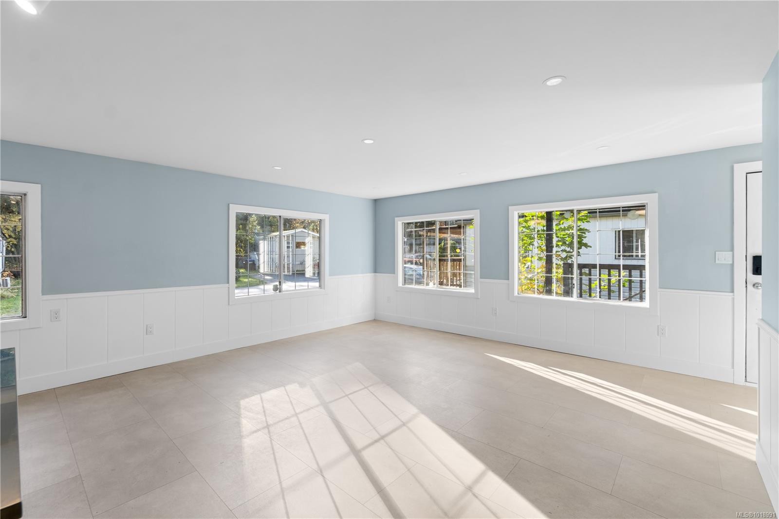 6-3449 Hallberg Rd, Nanaimo, BC