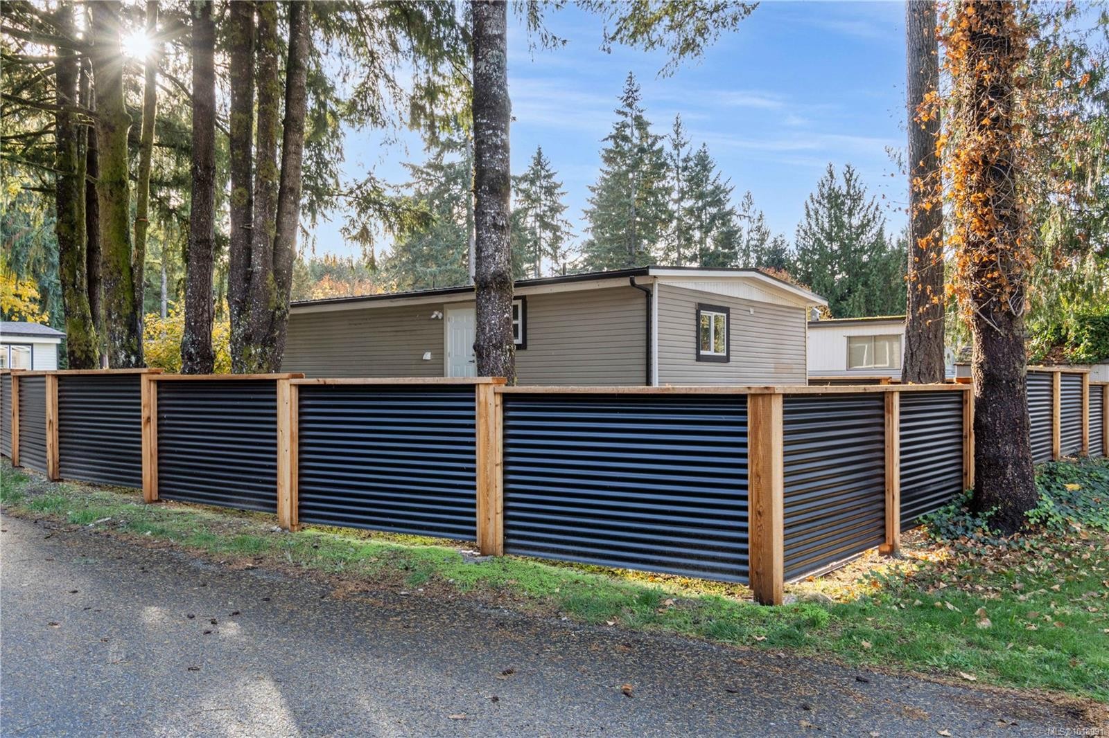 6-3449 Hallberg Rd, Nanaimo, BC