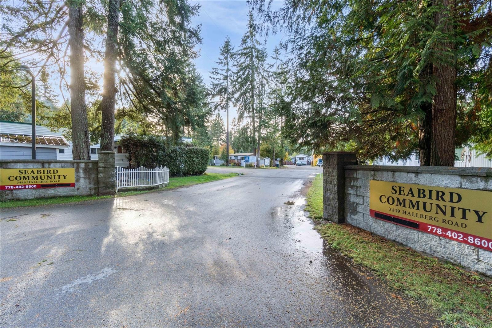 6-3449 Hallberg Rd, Nanaimo, BC