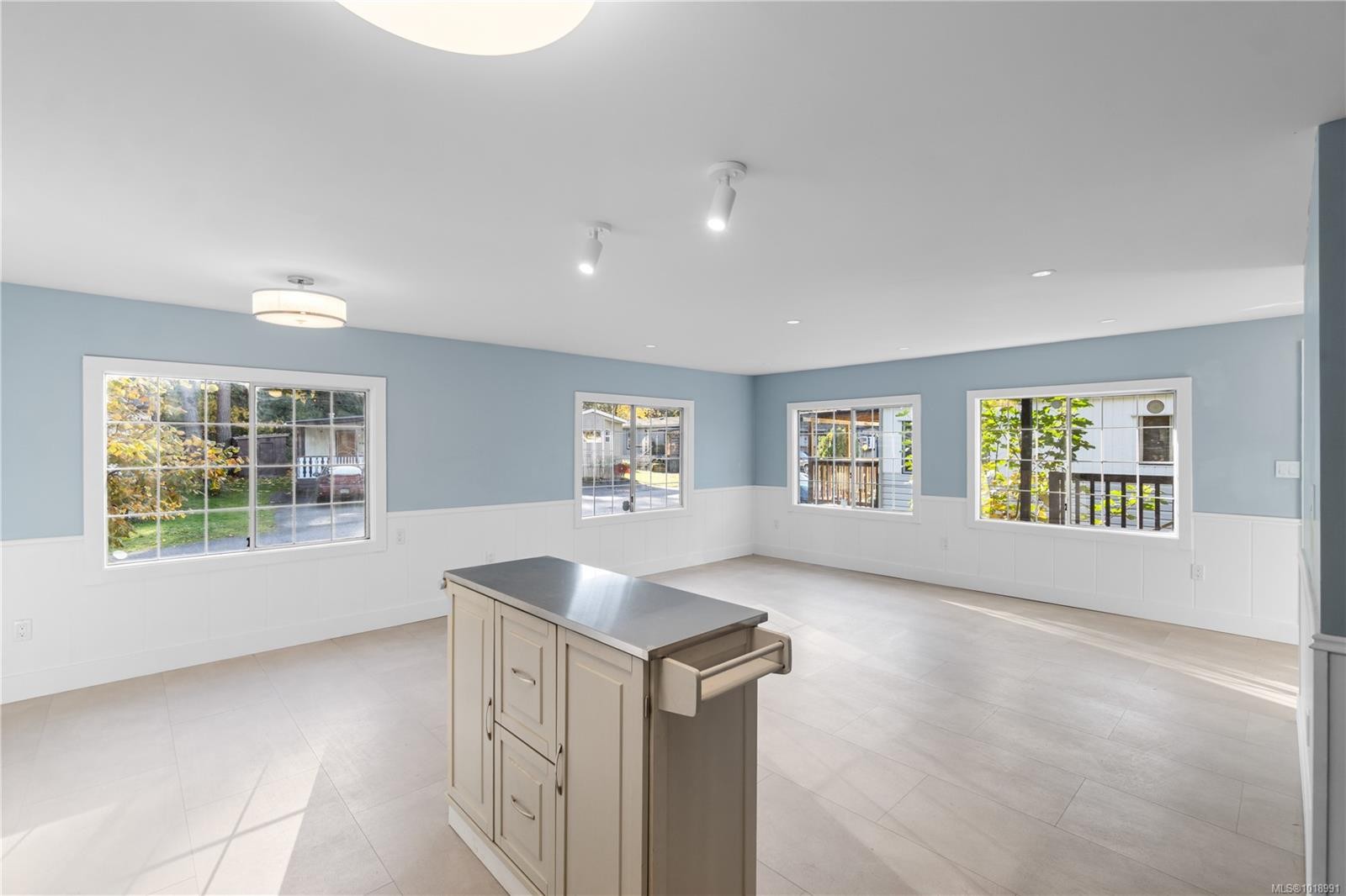 6-3449 Hallberg Rd, Nanaimo, BC