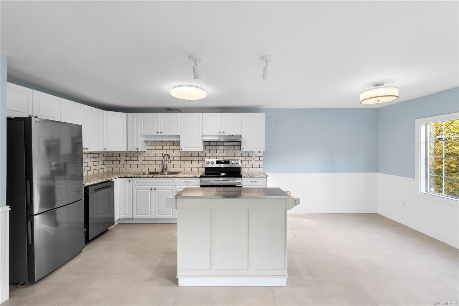 6-3449 Hallberg Rd, Nanaimo, BC