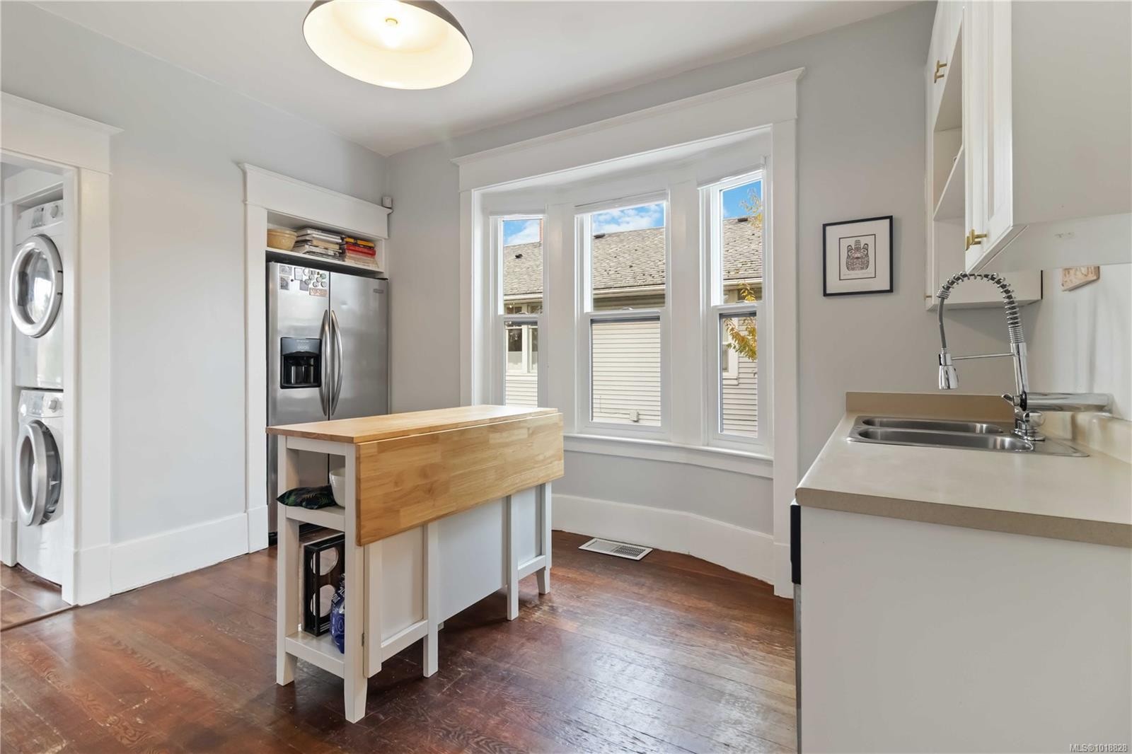 3354 Harriet Rd, Saanich, BC