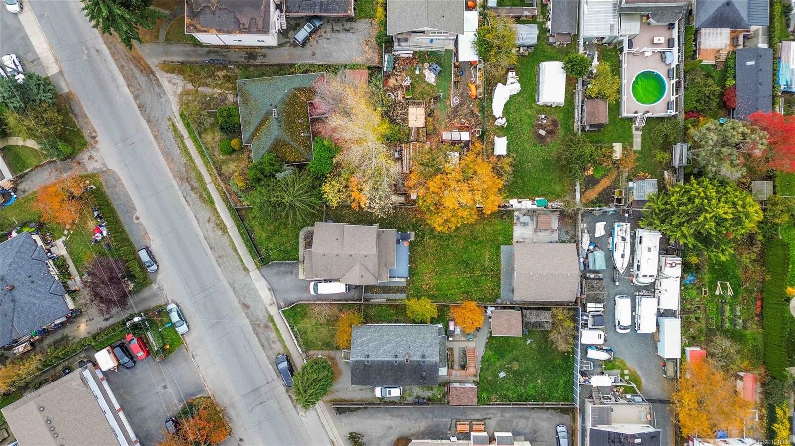 3354 Harriet Rd, Saanich, BC