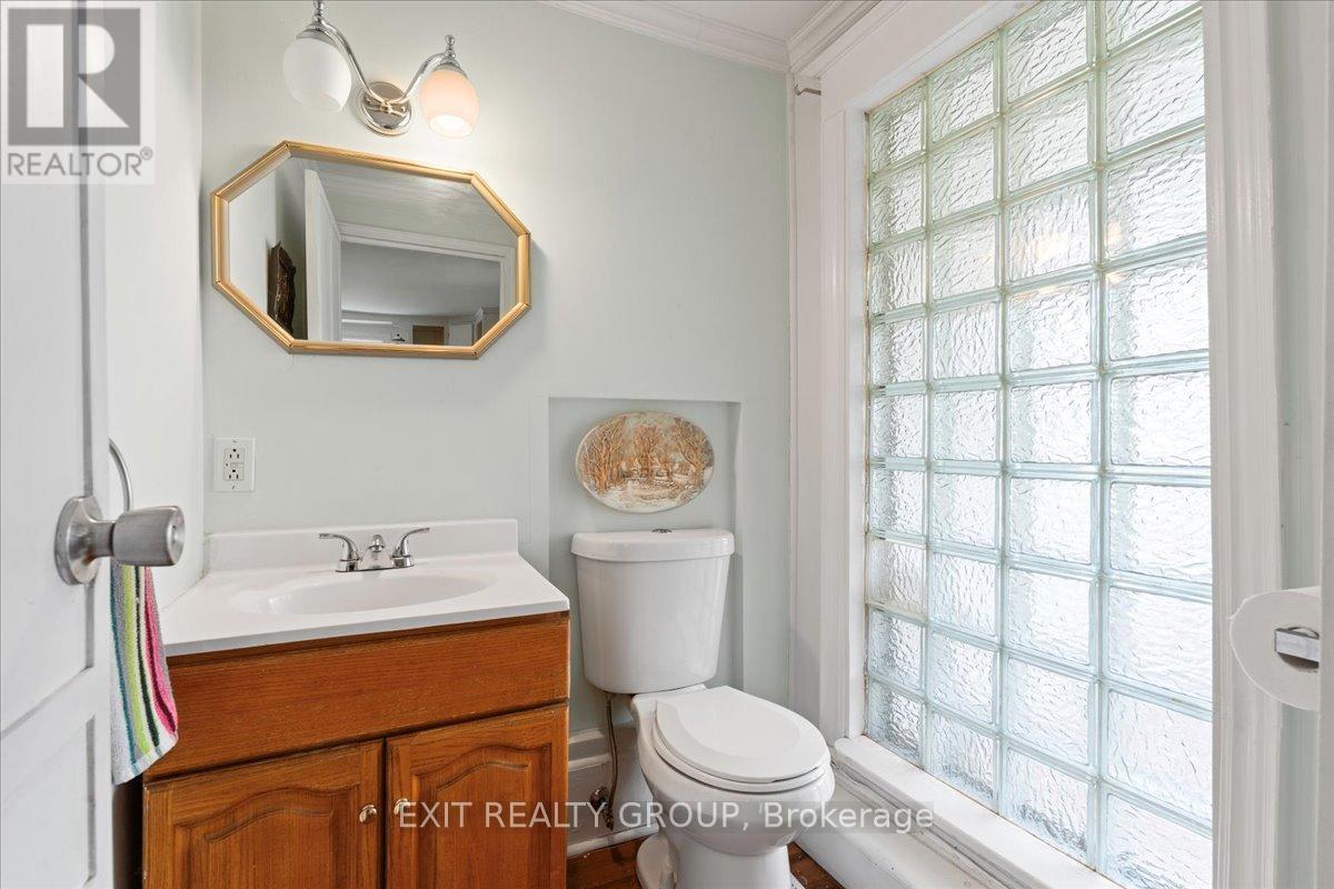 101 Durham Street S, Madoc, ON