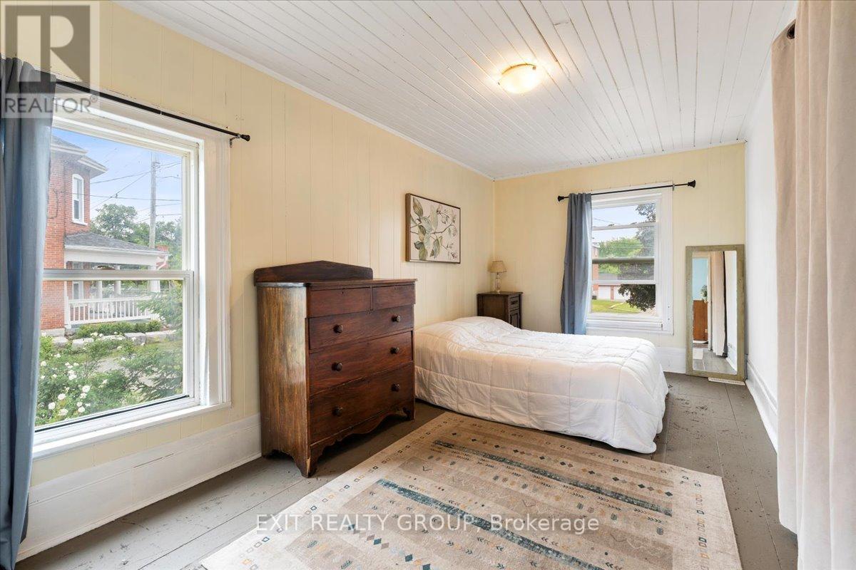 101 Durham Street S, Madoc, ON